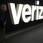 Verizon Near Deal to Sell Yahoo and AOL