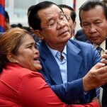 Hun Sen’s Facebook Page Goes Dark After Spat with Meta